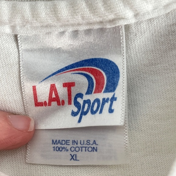 Vintage L.A.T Sport Men's Size XL T-Shirt American Flag Sleeves Single Stitch - Picture 9 of 9